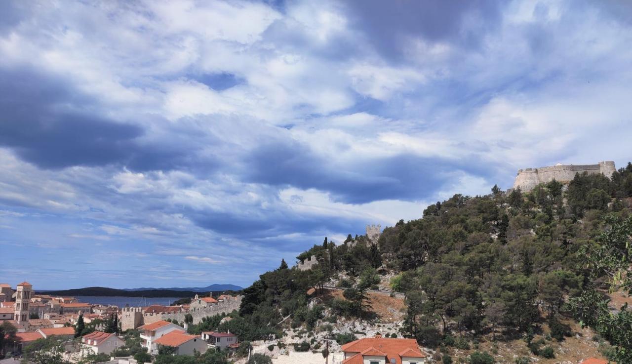 Guest House Vuljan Hvar Town Dış mekan fotoğraf